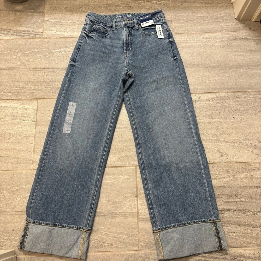 Old Navy High Rise Wide-Leg Jeans - Picture 1 of 7